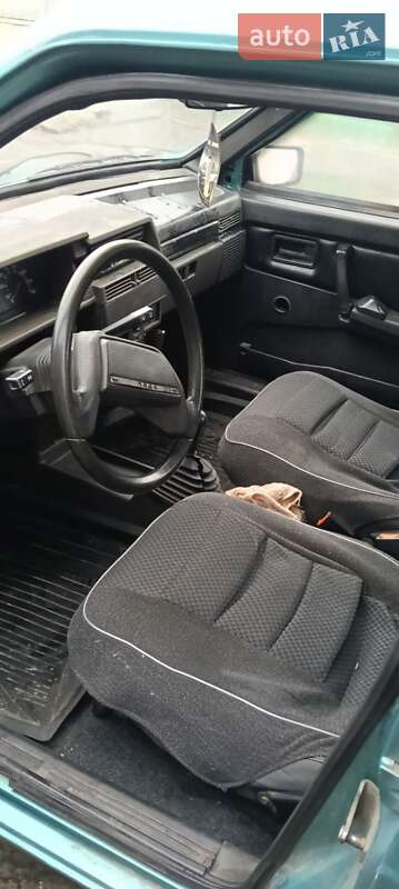 Седан ВАЗ / Lada 21099 2000 в Кременчуге