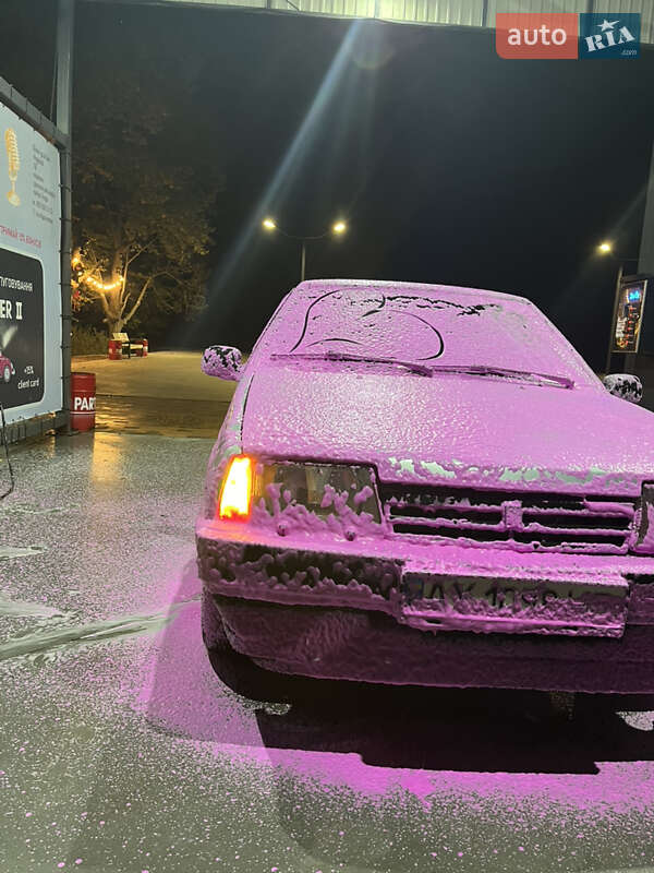 Седан ВАЗ / Lada 21099 1998 в Новомосковске