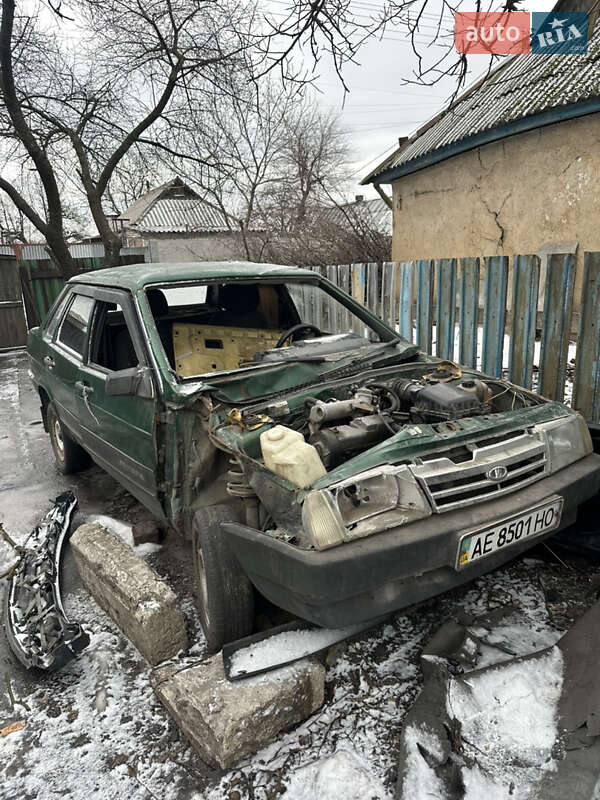 Седан ВАЗ / Lada 21099 2004 в Богуславе фото 3 Седан ВАЗ / Lada 21099 2004 в Богуславе