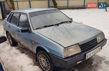 Седан ВАЗ 21099 2003 в Гайсине