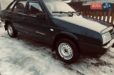 Седан ВАЗ 21099 2004 в Кам'янець-Подільському