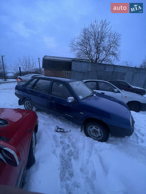 Седан ВАЗ / Lada 21099 2005 в Чемеровцах