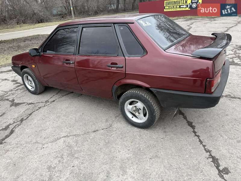 Седан ВАЗ / Lada 21099 1994 в Каменском