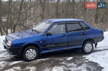 Седан ВАЗ 21099 2002 в Бурыни