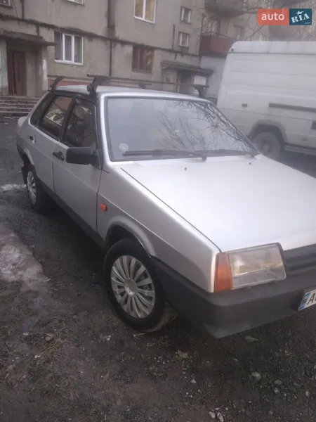ВАЗ / Lada 21099
