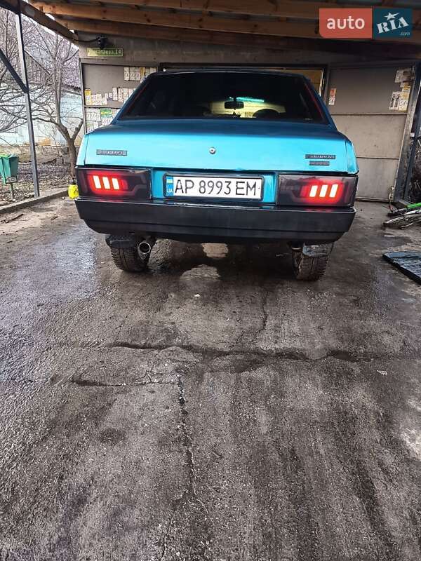Седан ВАЗ / Lada 21099 2001 в Запорожье