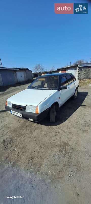 Седан ВАЗ / Lada 21099 1994 в Горишних Плавнях
