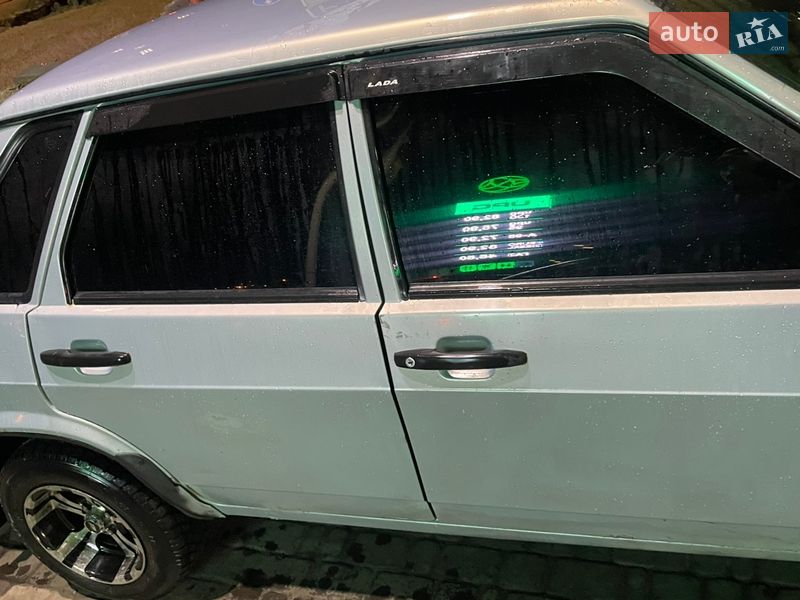 Седан ВАЗ / Lada 21099 2005 в Киеве