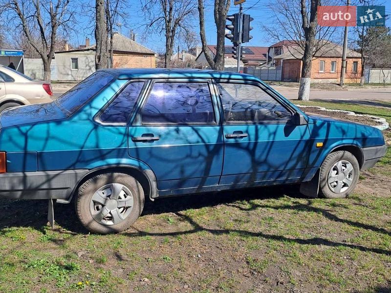 Седан ВАЗ / Lada 21099 1999 в Харькове