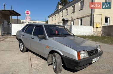 Седан ВАЗ 21099 2005 в Жовкве