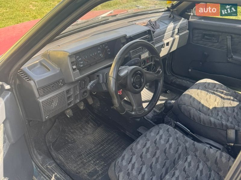 Седан ВАЗ / Lada 21099 2000 в Яворове