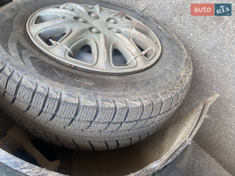 Седан ВАЗ / Lada 21099 2002 в Киеве