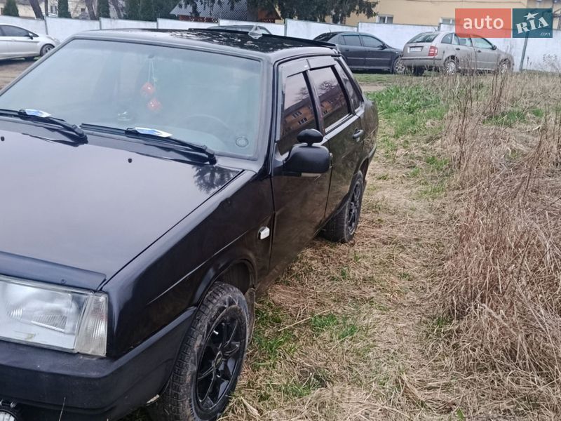 Седан ВАЗ / Lada 21099 2008 в Герці