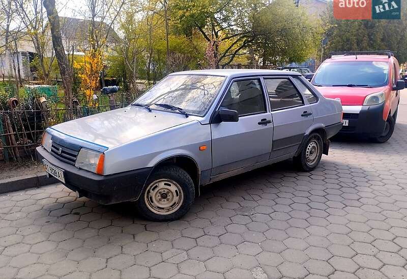 Седан ВАЗ / Lada 21099 2007 в Ивано-Франковске
