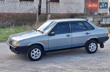 Седан ВАЗ 21099 2002 в Мирополі