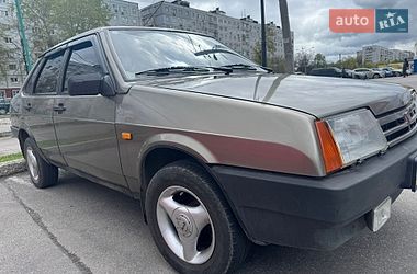 Седан ВАЗ 21099 2000 в Харькове