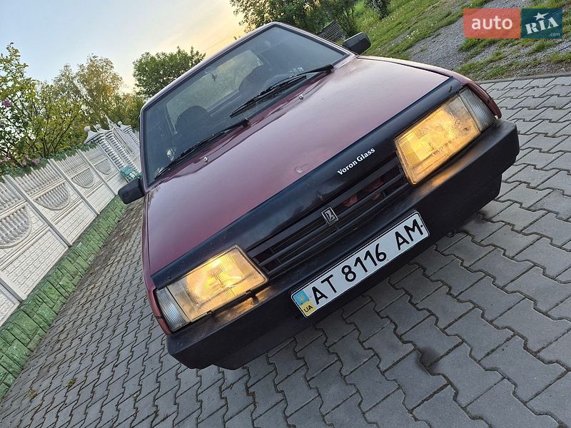 Седан ВАЗ / Lada 21099 1996 в Черновцах