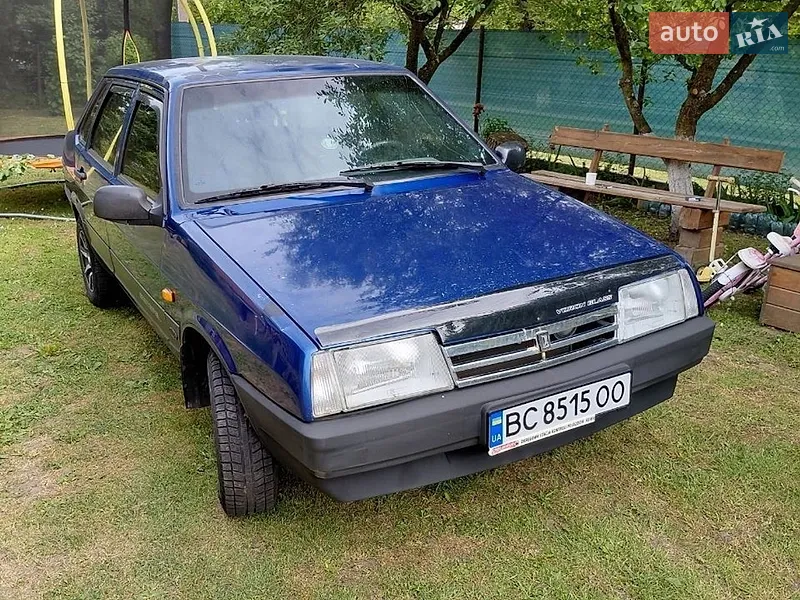 ВАЗ / Lada 21099