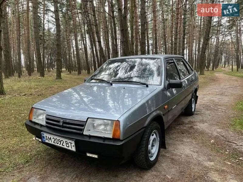 ВАЗ / Lada 21099