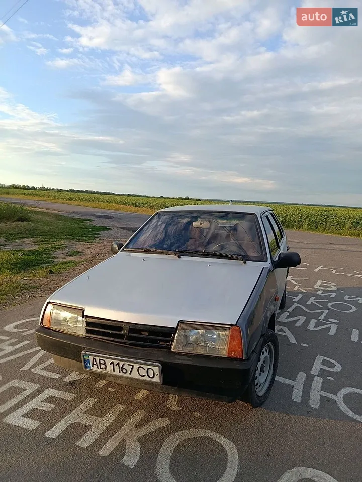 Lada 21099 photo 2
