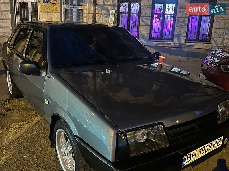 ВАЗ / Lada 21099