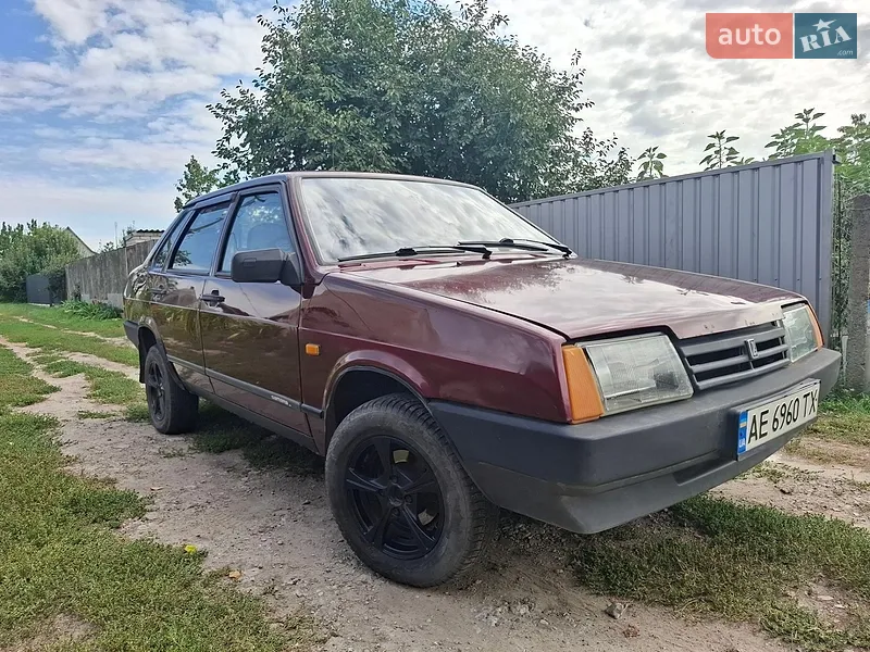 ВАЗ / Lada 21099