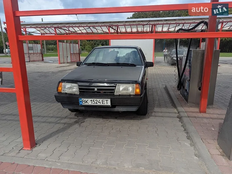 ВАЗ / Lada 21099