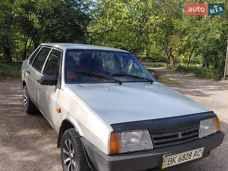 ВАЗ / Lada 21099