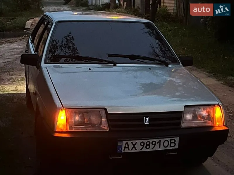 ВАЗ / Lada 21099