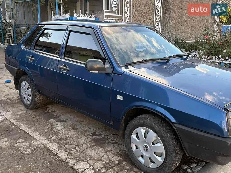 ВАЗ / Lada 21099