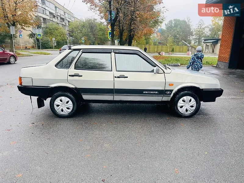 ВАЗ / Lada 21099