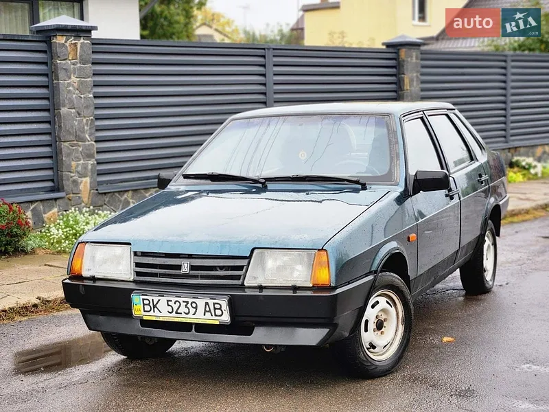 ВАЗ / Lada 21099