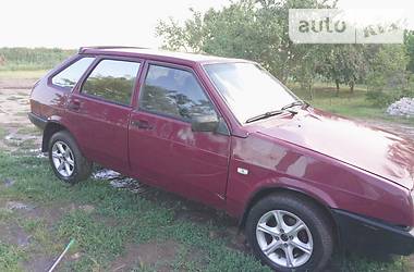 Хэтчбек ВАЗ / Lada 2109 1996 в Луганске