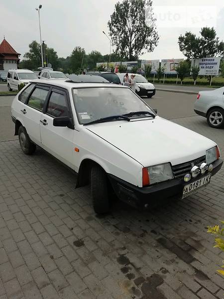 Другие легковые ВАЗ / Lada 2109 1988 в Ужгороде