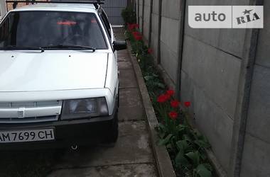 Хэтчбек ВАЗ / Lada 2109 1990 в Бердичеве