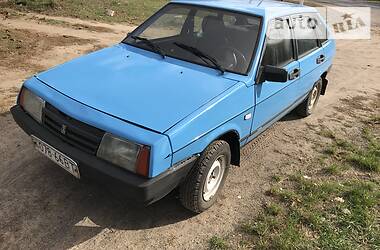 Хэтчбек ВАЗ / Lada 2109 1993 в Бершади