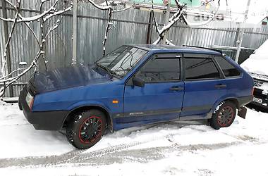 Хэтчбек ВАЗ / Lada 2109 2003 в Хмельнике