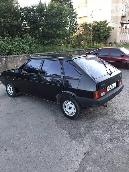 Хетчбек ВАЗ / Lada 2109 2006 в Івано-Франківську