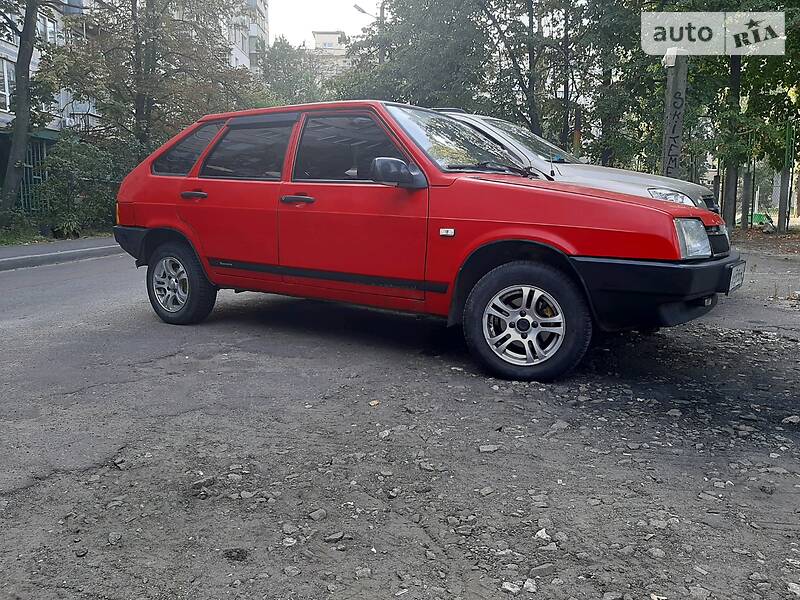 Хэтчбек ВАЗ / Lada 2109 1995 в Киеве