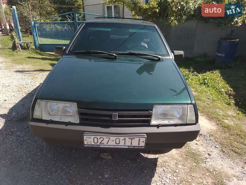 Хэтчбек ВАЗ / Lada 2109 2002 в Тернополе