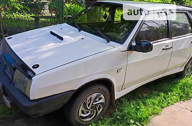 Хэтчбек ВАЗ / Lada 2109 1992 в Иваничах