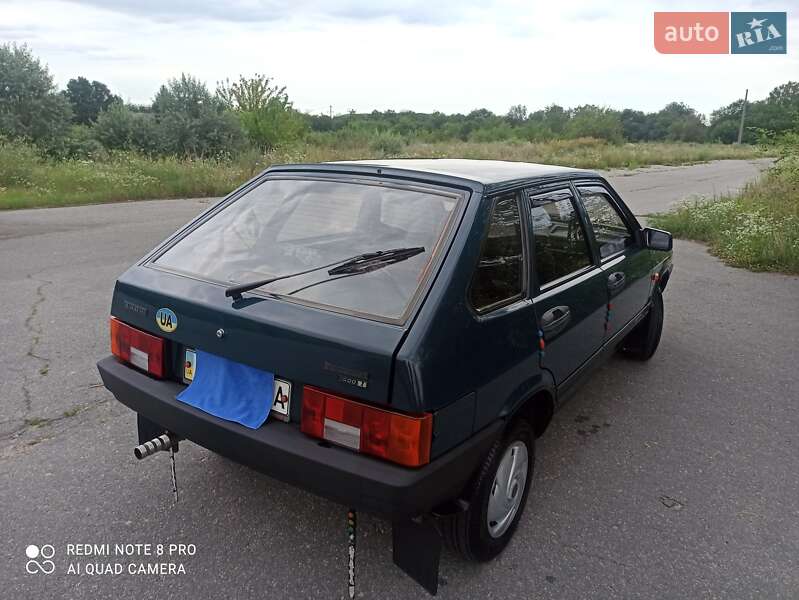 Хэтчбек ВАЗ / Lada 2109 2004 в Кагарлыке