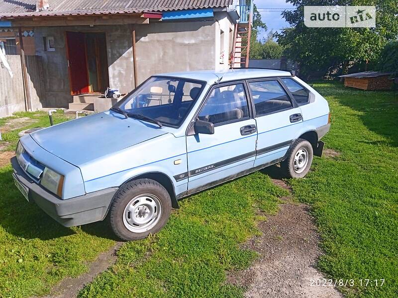 Хэтчбек ВАЗ / Lada 2109 1990 в Костополе