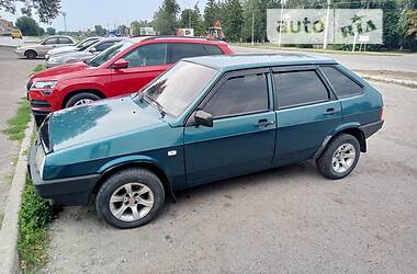 Хэтчбек ВАЗ / Lada 2109 2002 в Черкассах