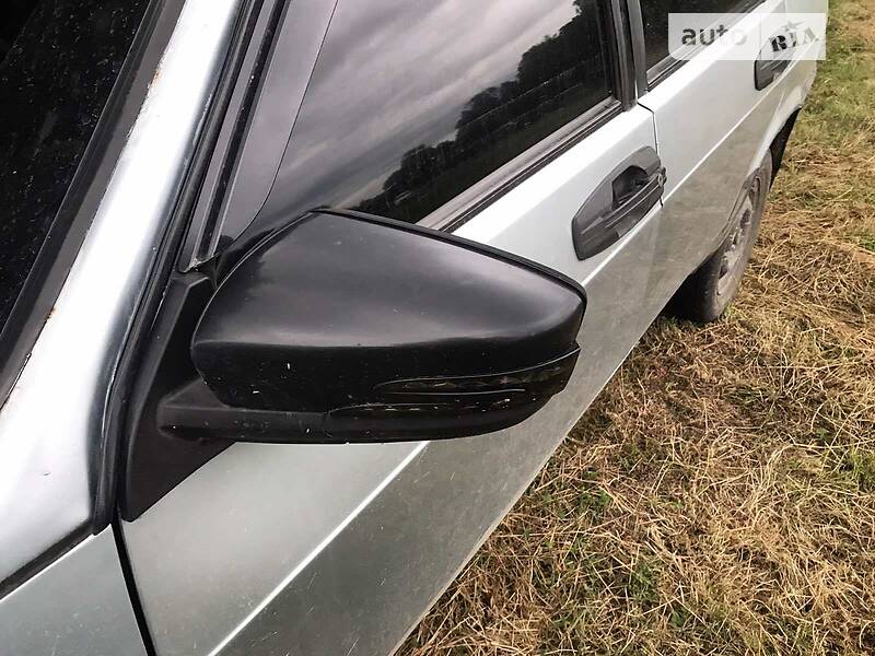 Хетчбек ВАЗ / Lada 2109 2002 в Рогатині