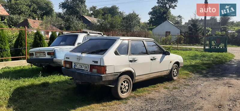 Хэтчбек ВАЗ / Lada 2109 1989 в Жовкве фото 18 Хэтчбек ВАЗ / Lada 2109 1989 в Жовкве