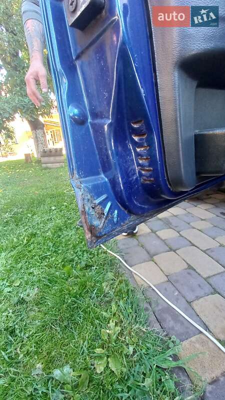 Хэтчбек ВАЗ / Lada 2109 2002 в Теребовле