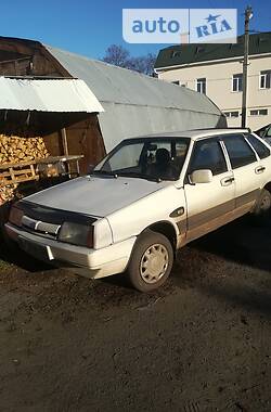 Хэтчбек ВАЗ / Lada 2109 1991 в Полтаве
