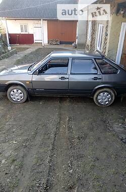 Хэтчбек ВАЗ / Lada 2109 1991 в Сторожинце
