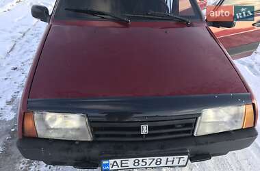 Хэтчбек ВАЗ 2109 1992 в 